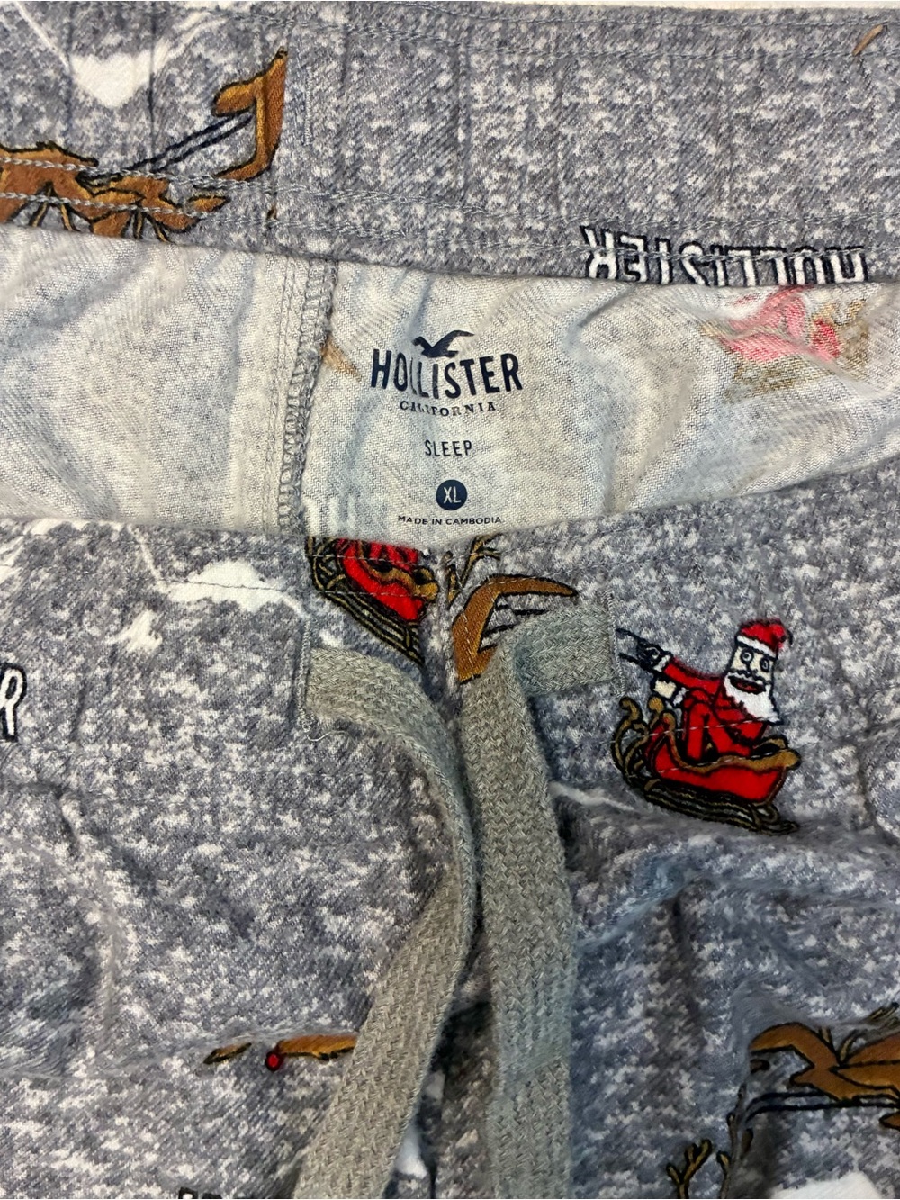 Hollister Gray Men's Holiday Santa Joggers